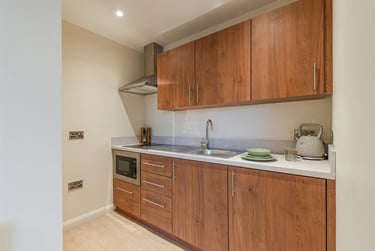 1 bed studio, Elmwood Avenue, City Centre, Belfast, BT96AY - Image 4